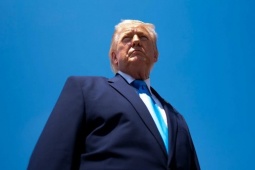 Ông Trump phản ứng với tuyên bố của lãnh tụ Iran, cảnh báo hậu quả ở Hormuz