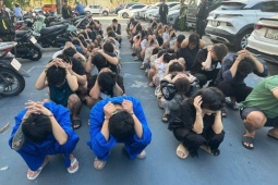 Công an TPHCM bắt 140 người trong chuyên án ma tuý cực lớn