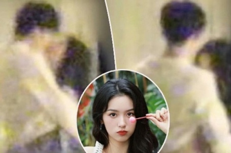 Châu Dã hot top 1 Weibo vì lộ video ôm hôn bạn trai