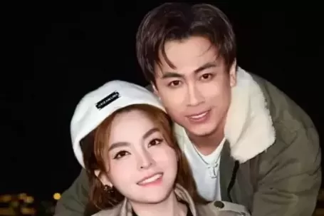 Bạn gái sinh con cho Hồ Việt Trung
