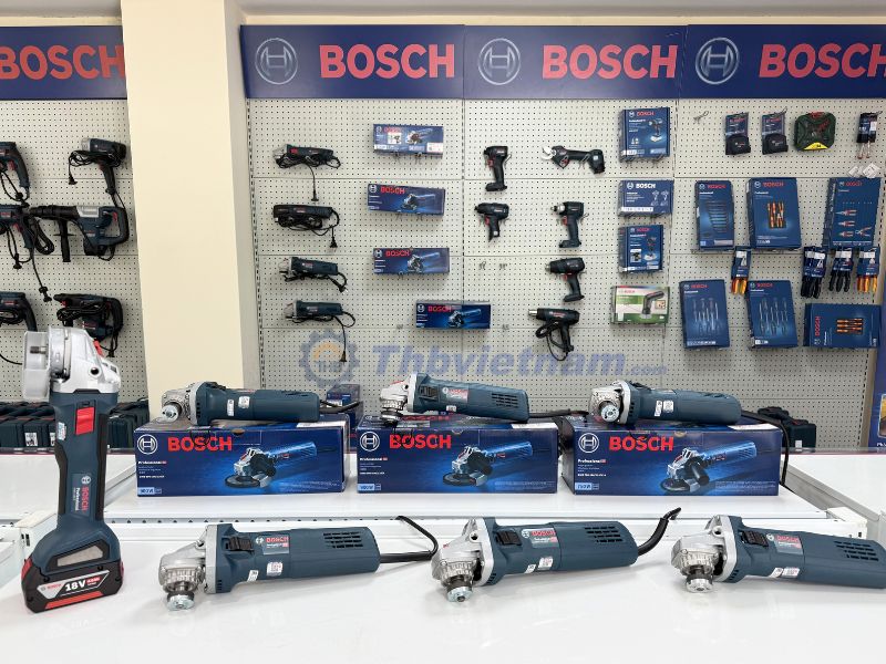 Máy mài góc Bosch thiết kế cầm tay nhỏ gọn