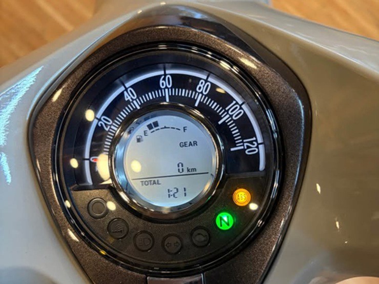 Super Cub tiếp tục "đội giá" gần 40 triệu đồng - 2