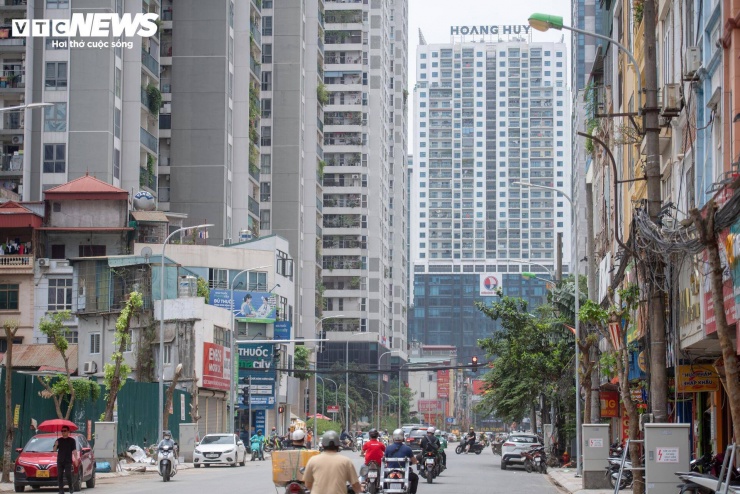 Tuyến đường Nguyễn Tuân sau cải tạo sẽ có mặt cắt ngang 21m, gồm lòng đường rộng 15m và vỉa hè hai bên, mỗi bên rộng 3m. Việc cải tạo, mở rộng tuyến phố này được kỳ vọng không chỉ góp phần giảm áp lực giao thông cho khu vực phía Tây Nam Hà Nội mà còn tạo diện mạo đô thị khang trang hơn cho một trong những khu vực có mật độ dân cư cao của Thanh Xuân.
