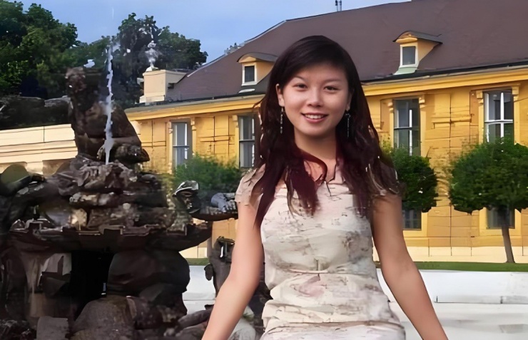 Lưu Diệc Đình thời là sinh viên Đại học Harvard