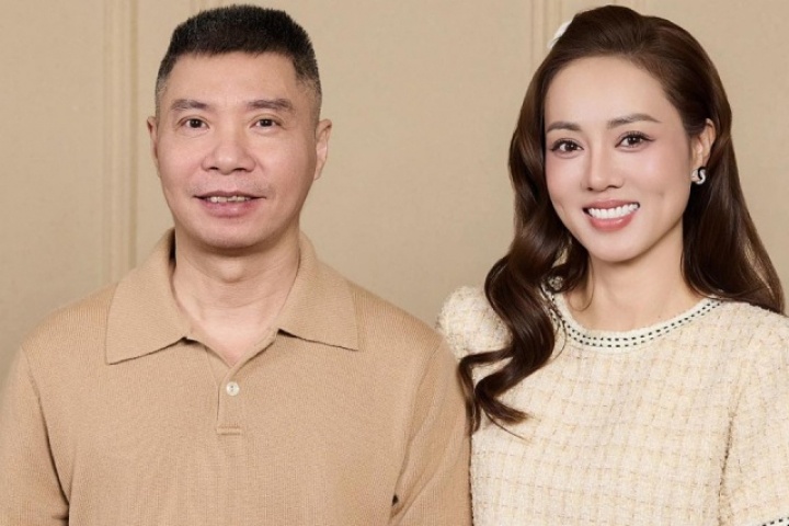 Vợ Công Lý phủ nhận có đại gia 'bao nuôi'