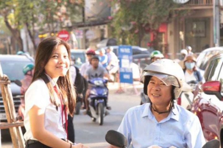 Thí sinh Đà Nẵng căng thẳng bước vào kỳ thi lớp 10, có em chỉ ngủ 1 - 2 tiếng