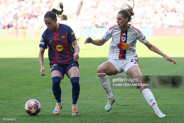 Trực tiếp bóng đá nữ Barcelona - Lyon: Tưng bừng bù giờ, vô địch thuyết phục (Hết giờ)