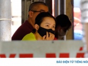 Phụ huynh "đỏ mắt", vượt trăm km về Hà Nội chờ con thi lớp 10 trường chuyên
