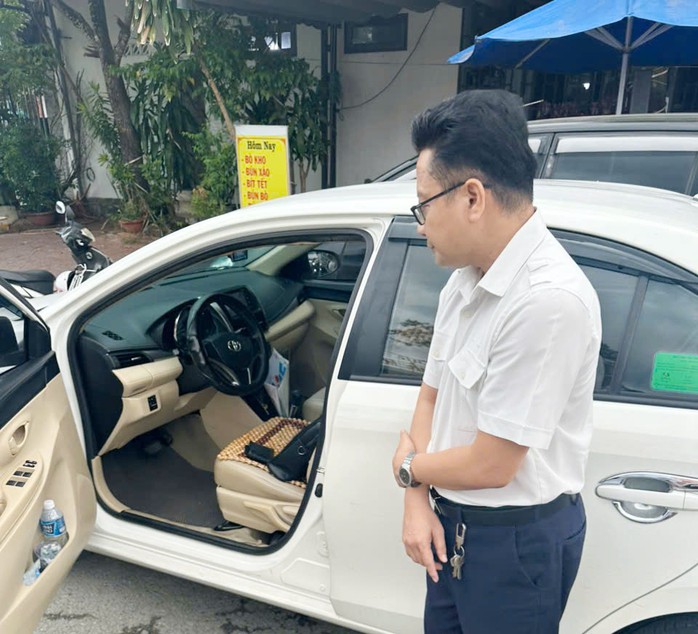 Diễn biến mới vụ cán bộ thuế nhận 100 triệu đồng của giám đốc doanh nghiệp - 1