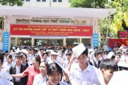 Đề văn lớp 10 Đà Nẵng dài, nhiều "bẫy" từ khóa