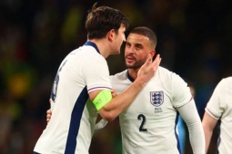 Walker sững sờ khi Maguire, Alexander-Arnold & Foden không được dự World Cup với ĐT Anh