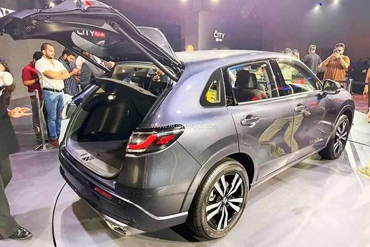 Ra mắt Honda ZR-V Hybrid 2026, tiết kiệm nhiên liệu nổi bật - 8