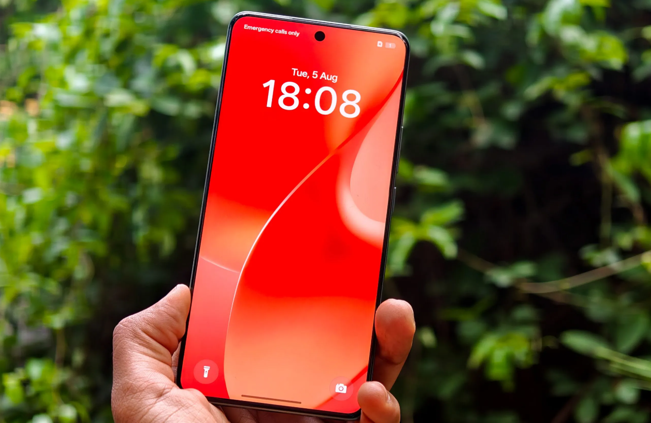 Realme 15.