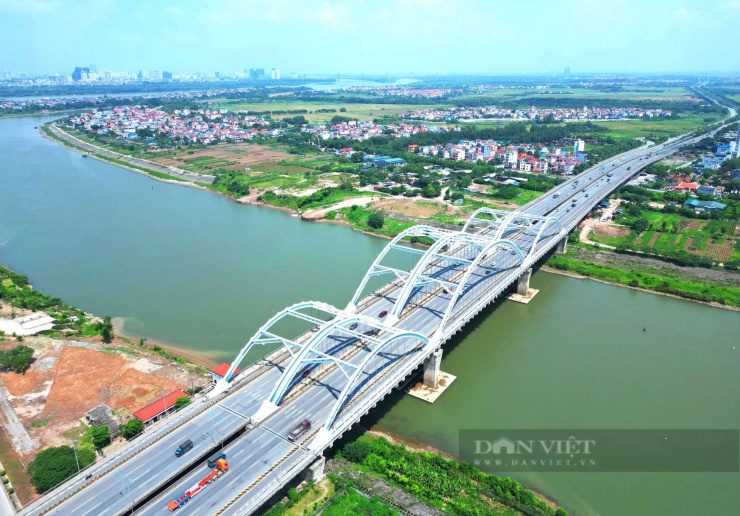 Trong quá trình giải phóng mặt bằng thực hiện các dự án trọng điểm, dự kiến sẽ có hàng vạn người dân được tái định cư tại các xã như xã như Thư Lâm, Đông Anh, Phúc Thịnh...