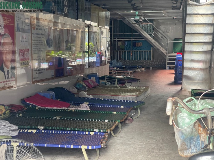 Hình ảnh vắng lặng bên trong cơ sở chữa bệnh bằng nước sau khi ông Nguyễn Tiến Nam bị bắt.