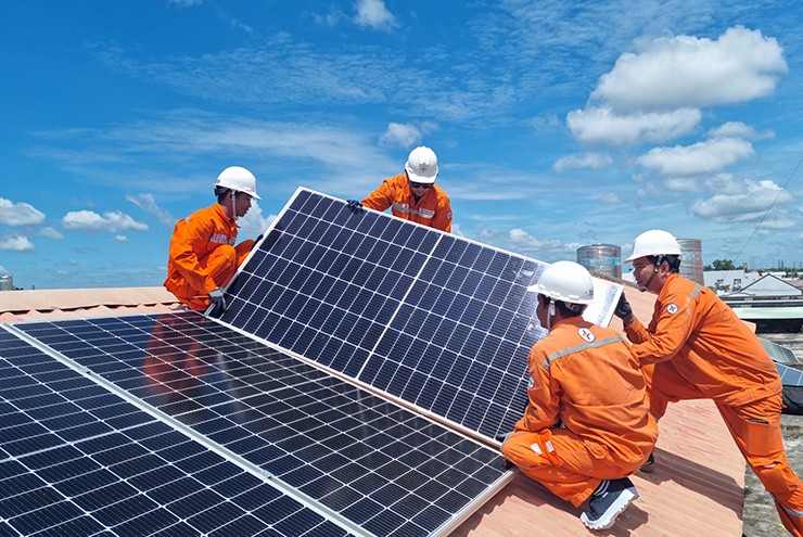 Sai lầm phổ biến khiến nhiều gia đình đầu tư điện mặt trời kém hiệu quả - 1
