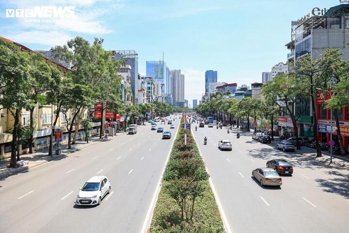 Ngày 24/5, miền Bắc và miền Trung nắng rát. (Ảnh minh hoạ)