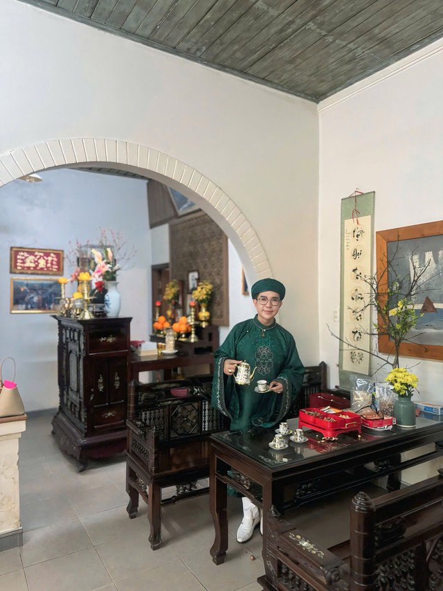 Long Nhật ở căn nhà vườn tại Huế.