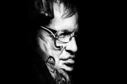 'Rùng mình' trước những tiên đoán đang dần thành sự thật của Stephen Hawking