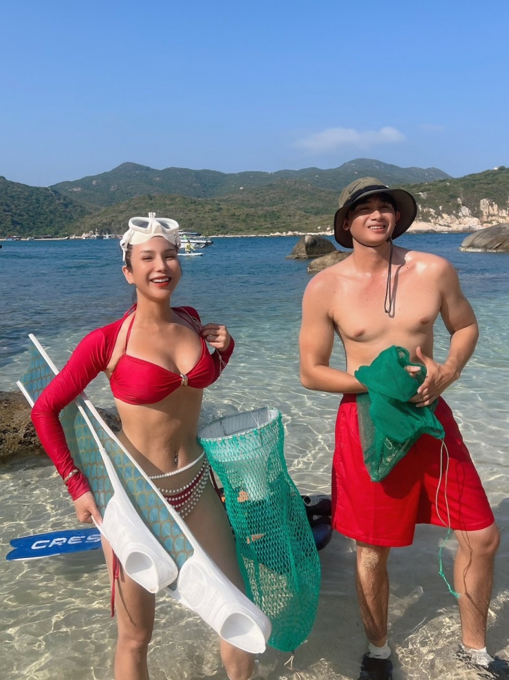 Diệp Lâm Anh tận hưởng cuộc sống 'xê dịch' cùng bạn trai - 2