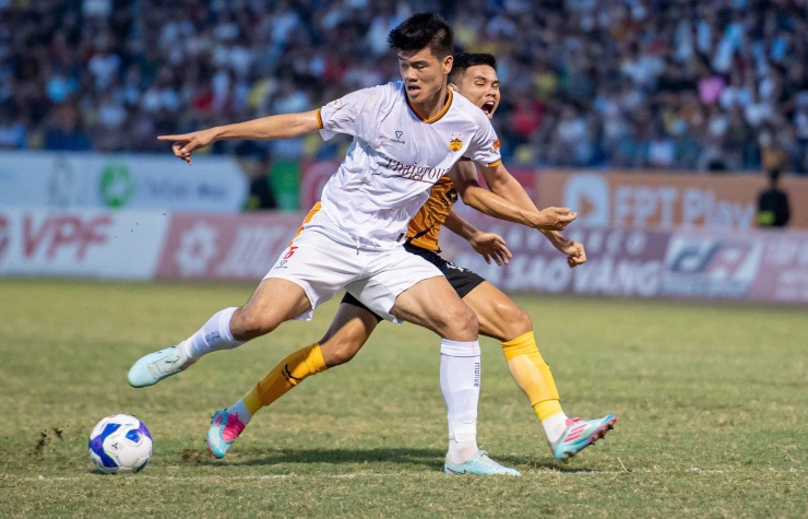 HAGL vẫn có nguy cơ xuống hạng. Ảnh: V.A