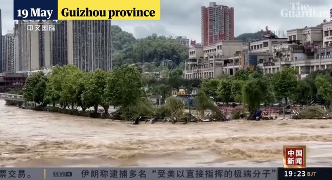 Mưa lũ kinh hoàng trên diện rộng ở Trung Quốc - 9