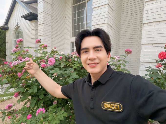 Nhân vật cung cấp