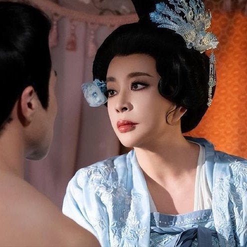 Tạo hình của Lưu Hiểu Khánh trong "Võ Tắc Thiên truyền kỳ".