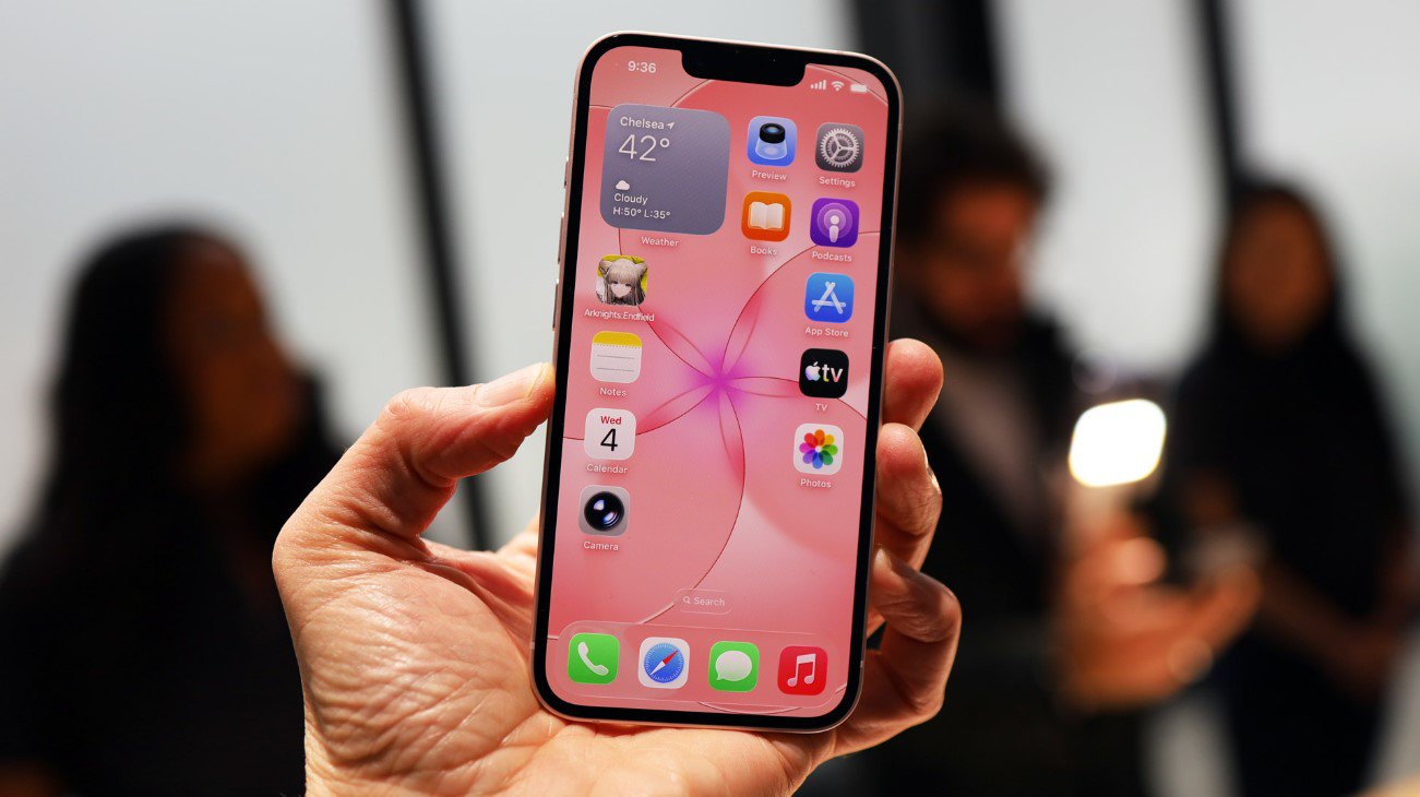 iPhone 17e.