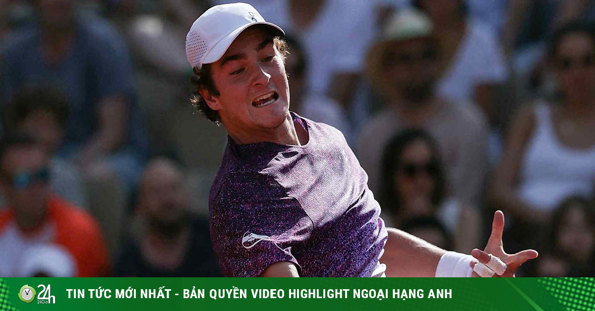 Rực lửa Roland Garros: Thần đồng Fonseca đại thắng trận ra quân, cú sốc mang tên Fritz