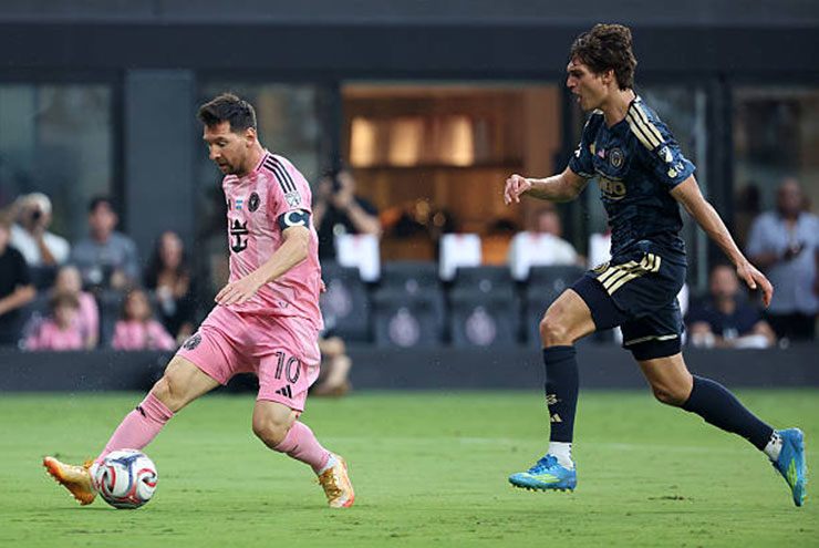 Messi và hàng công Miami làm được bao nhiêu thì thủ phá bấy nhiêu trong hiệp 1