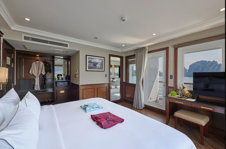 Tất cả phòng cabin đều có view biển với ban công riêng