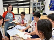 Nắng như 'đổ lửa', học sinh Hà Nội vẫn say sưa ôn thi vào lớp 10