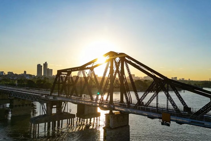 Diện mạo cầu Long Biên vừa 'thay áo mới'