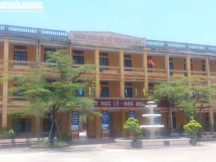 Trường THPT Ninh Giang (TP Hải Phòng) - nơi em Nguyễn Công Huy đang theo học. Ảnh: Đ.Tùy.