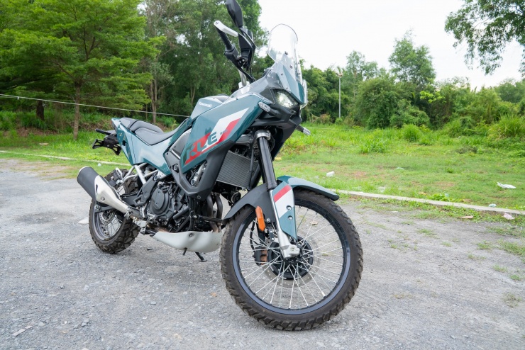 Kawasaki KLE500 ABS - môtô đa địa hình giá từ 175 triệu đồng - 8