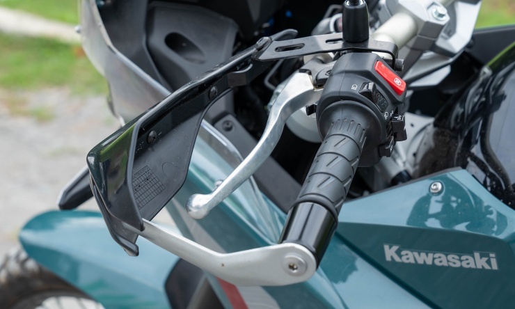 Kawasaki KLE500 ABS - môtô đa địa hình giá từ 175 triệu đồng - 16