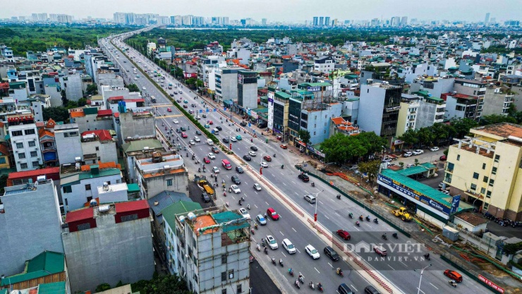 Theo kế hoạch của UBND TP.Hà Nội, hầm chui sẽ khánh thành dịp kỷ niệm 71 năm Ngày Giải phóng Thủ đô (10/10/1954), ngoài hầm chui, thành phố còn có 8 công trình khác được khởi công.