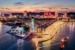 Sun Bavaria Ha Long: Nhà hàng duy nhất tại Quảng Ninh sở hữu show diễn ánh sáng 3D Mapping và pháo hoa nghệ thuật hàng đêm