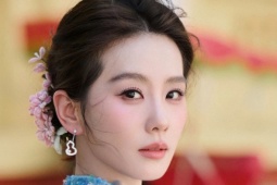 Mốt 'má đỏ vì nắng gắt' hot sau ảnh Lưu Thi Thi ở Hà Nội