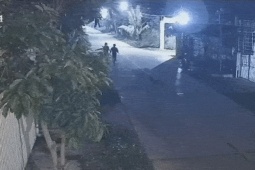 Clip công an vây bắt 2 đối tượng trộm chó như phim hành động