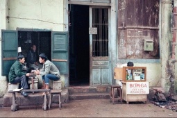 Hàng quán Hà Nội thập niên 1980-1990 qua ống kính