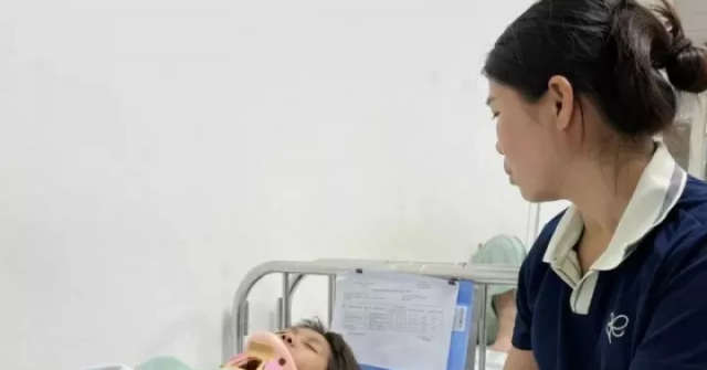 Vẫn còn nhiều "điểm mù" trong vụ nữ sinh bị đánh hội đồng tại Phú Thọ
