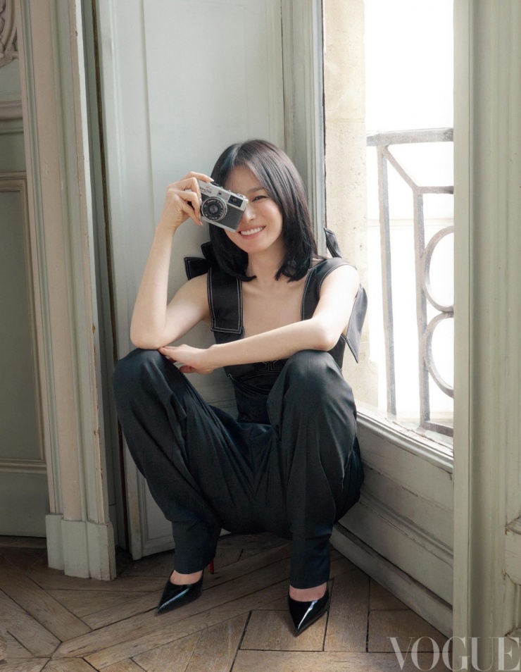 Kiểu tóc ngắn giúp Song Hye Kyo 'hack tuổi' - 2