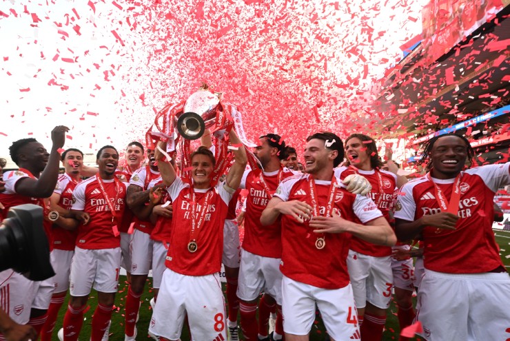 Arsenal chờ đón 1 triệu fan ở lễ rước cúp, Arteta tự tin hạ PSG chung kết C1