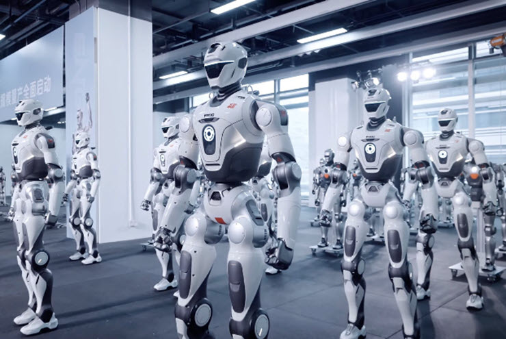 "Sốc" trước nhà máy Trung Quốc cứ 15 phút lại "ra lò" một robot nhân hình