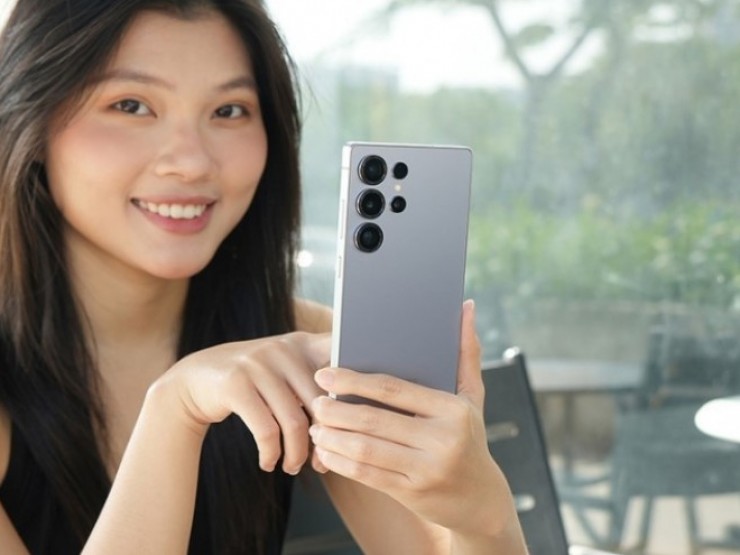 Galaxy S25 Ultra kém Galaxy S25 FE ở điểm chí mạng này