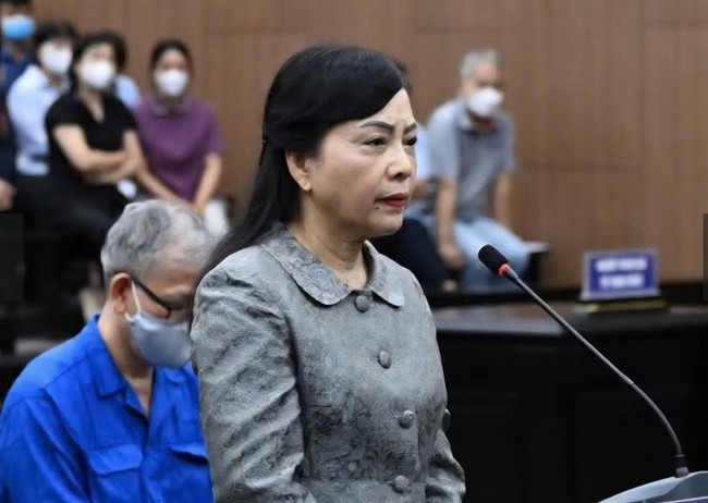 Cựu Bộ trưởng Nguyễn Thị Kim Tiến tại phiên tòa