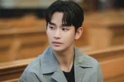 Chủ kênh YouTube xuyên tạc bị bắt, Kim Soo Hyun nói gì?