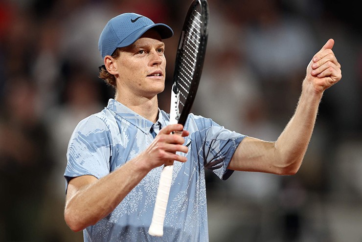 Nóng nhất thể thao chiều 27/5: Sinner sánh vai Federer, Nadal và Djokovic - 1